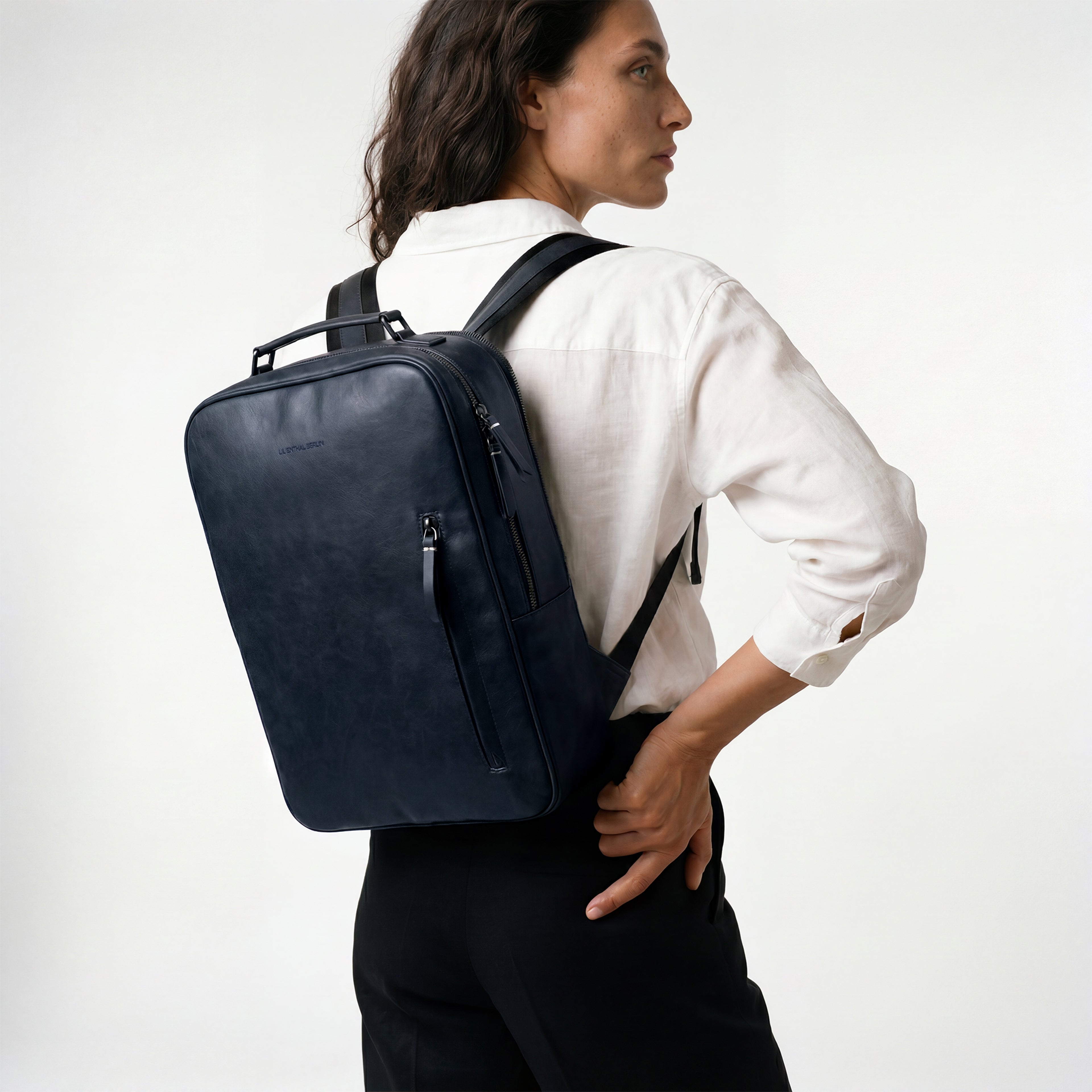 Virtuoso Minimalist Backpack Unisex 12 L Navy Blue | Lilienthal Berlin