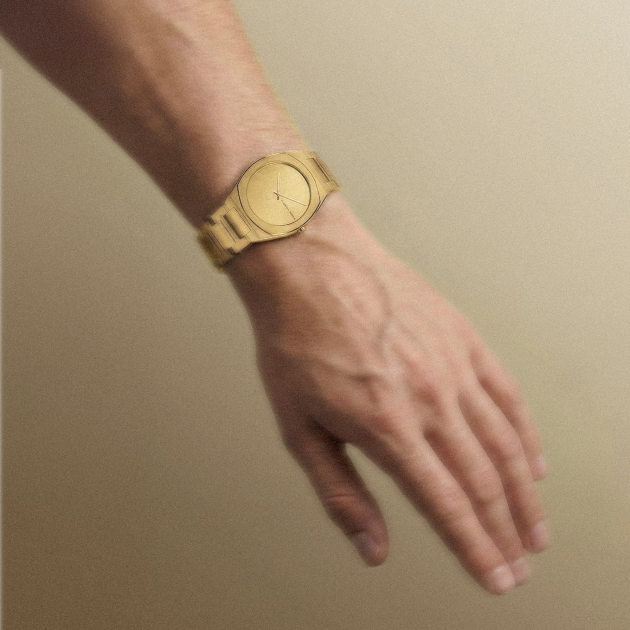 Nuvora – Mono Gold