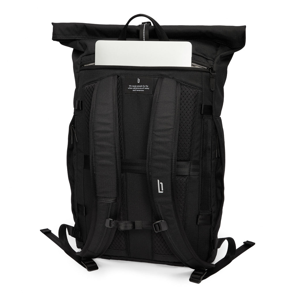 adidas berlin black backpack Stadium 4 The sleek zipper closure helps to keep your gear stowed away Urbaneer Rolltop Unisex 24-29 L